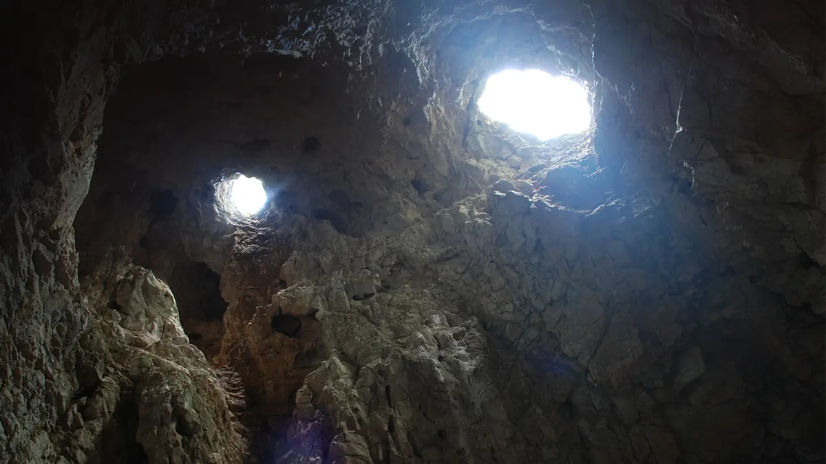 Petnička pećina – sa koje strane joj prići da preskočiš đubre