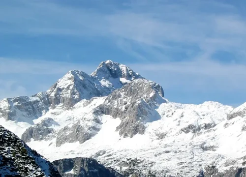 Kako je Triglav, ponos Slovenije, prodat za 5 forinti?
